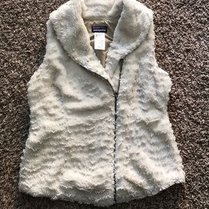 Patagonia Pelage Fur Vest Cream Raw Linen